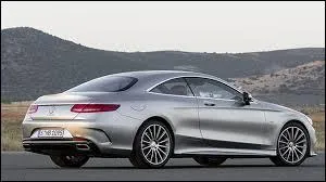 Cette voiture est une ...