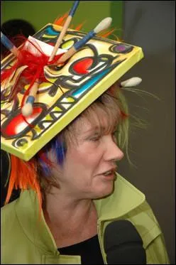 Diane Dufresne est la chanteuse la plus flyée que le Québec ait jamais produite. Mais depuis plusieurs années elle s'adonne à un autre art avec passion. Cet art, c'est ?