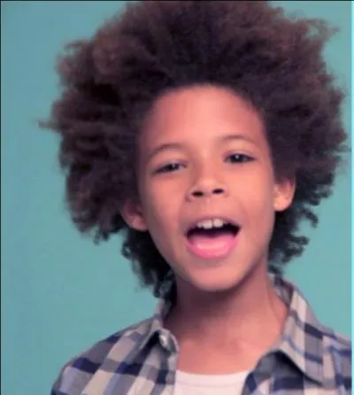 Et lui comment s'appelle-t-il ?