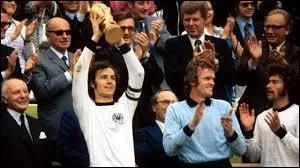 Quel pays a remporté la Coupe du monde de 1974 ?