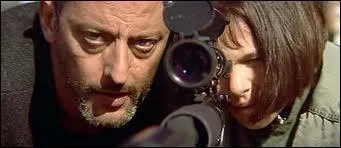 Qui incarne la jeune Mathilda dans le film "Léon" ?