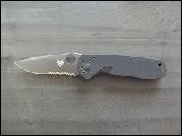 Manifester de la causticité se révèle ---------.