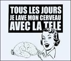 On dit que c'est en raison de la stupidité de cet oiseau que nous avons l'adjectif ou le substantif --------.