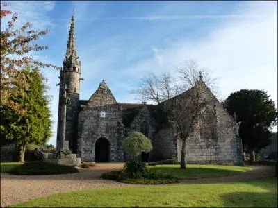 Quelle ville n'est pas située dans les Côtes-d'Armor ?