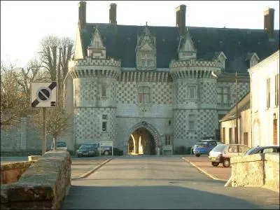 Quelle ville ne se trouve pas dans l'Eure-et-Loir ?