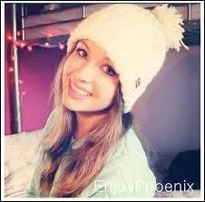 Quel est le nom de sa chienne ?