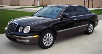 Quelle est cette berline peu connue ?