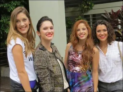 Qui sont ces filles ?