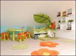 Quelle personne assistait obligatoirement au lit de justice ?