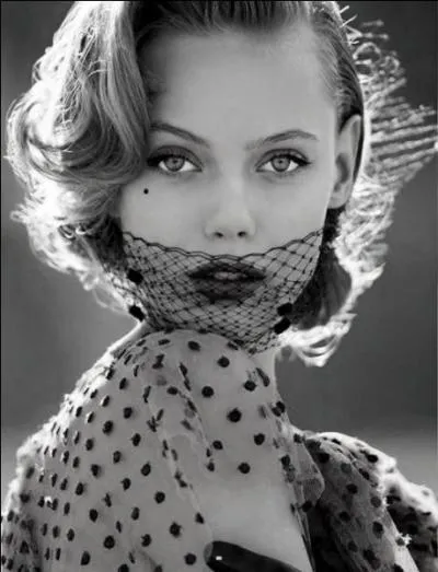 Complétez cette chanson de Serge Lama : "Femme, femme, femme, n'aie pas peur de nous, femme femme femme ........"