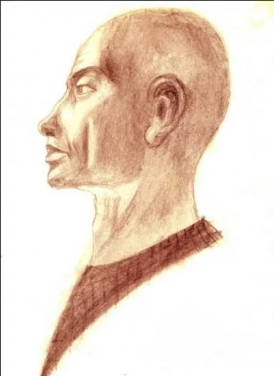 Pour d'autres elle semblerait être la fille d'un haut fonctionnaire de la cour destiné à devenir Pharaon ; qui est-il ?