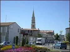 Station balnéaire du Poitou-Charentes, La Tremblade se situe dans le département ...
