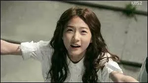 Dans ce drama Lee Sul Bi est...