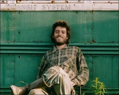 Quel réalisateur raconte l'histoire de Christopher McCandless dans "Into the Wild" ?