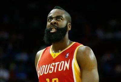 Nouvelle sélection au All Star Game pour James Harden qui concourt cette année pour le titre de MVP de la saison régulière, combien de sélections à cet événement avait-il connu avant celle-ci ?