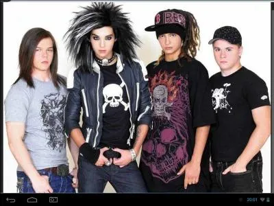 Quel est le nom de famille de Bill et Tom ?