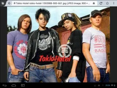 Quel âge avaient-ils quand ils ont signé leur premier contrat ?