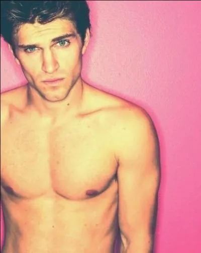 Quel surnom appartient a Toby Cavanaugh ?