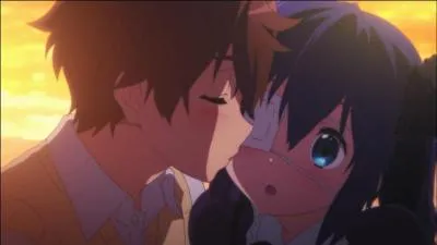 Lequel de ces personnages de KyoAni a réussi à embrasser un autre personnage dans leur anime respectif ?