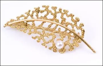 Embellir en ajoutant des éléments décoratifs :