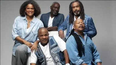 A moins d'être entièrement pris dans le plâtre, impossible de résister, un indice : Syé bwa !