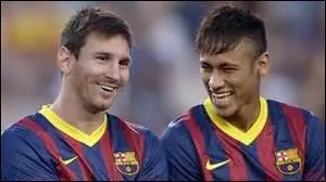 Dans quelle équipe joue-t-il en ce moment (2015) ?