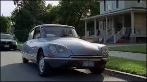 Cette voiture est celle de :