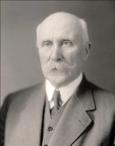 Le 10 juillet 1940, députés et sénateurs votent