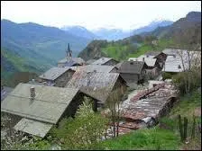 La commune Savoyarde de Montgirod se situe en région ...