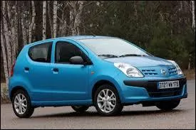 Pouvez-vous me donner le nom de cette voiture ?