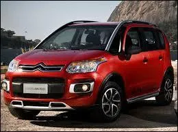 Les Brésiliens ont l'avantage d'avoir le Citroën C3 Picasso en version 4X4. Quel est alors son nom ...