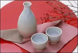 Le saké est un breuvage alcoolisé traditionnel du Japon. A base de quoi est faite cette boisson ?