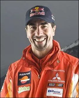 Luc Alphand est un champion de :