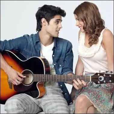 Violetta rencontre Tomás :