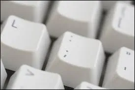 "Miser, misera, miserum" se décline avec les terminaisons de :