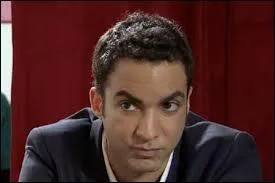 Que dit Baptiste à Thomas et Gabriel pour pouvoir aller revoir Emma ?