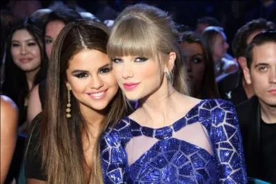 Quelle taille fait Taylor Swift ?