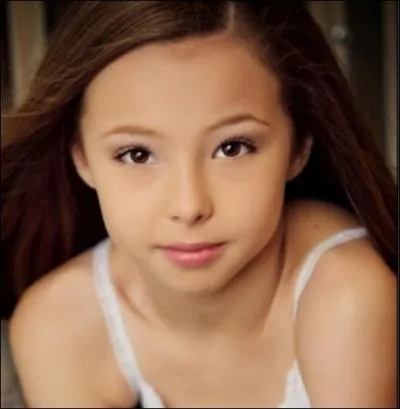 Quel est le nom de la mère de Sophia Lucia ? (elle est dans la saison 2)