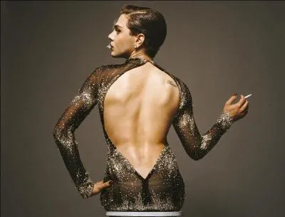 Comment ne faut-il pas appeler Xavier Dolan selon le sous-titre de l'article paru dans le New York Times Magazine ?