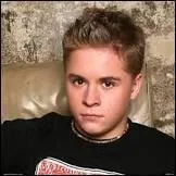 Quel est le nom de famille de Gustav ?