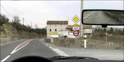 Cette route est-elle prioritaire ?