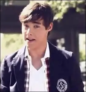 Comment s'appelle León dans la vraie vie ?