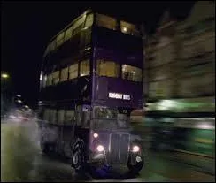 Alors premièrement, on prend un moyen de transport très rapide :