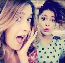 Quel est le surnon de Martina Stoessel ?