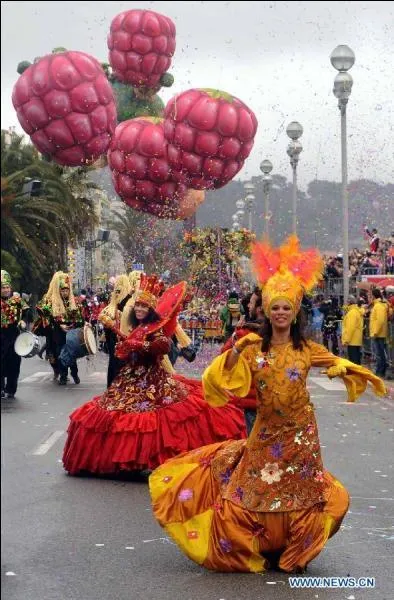 Grosses têtes et chars fleuris déambulent lors de ce carnaval réputé comme le plus couru de France. Sa majesté Carnaval viendra ouvrir le bal et vous assisterez à une incroyable bataille de fleurs. Dans quelle ville se déroule-t-il ?