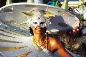 Véritable apothéose de ce carnaval qui parade pendant 10 semaines. Où trouver VAVAL, le roi du carnaval que l'on brûle le mercredi des Cendres, ce qui sonne la fin de ce grand évènement ?