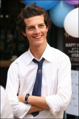 Pourquoi Alex part-il de La Rochelle ?