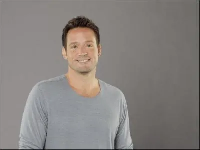 Grayson est-il amoureux d'Ellie dans la saison 1 ?