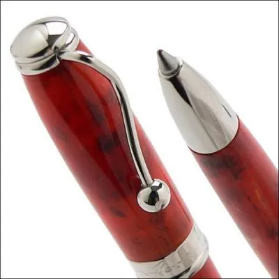 De quelle façon l'invention du stylo-bille a-t-elle vu le jour ?