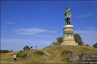 Comment s'appelle le mont où s'était réfugié Vercingétorix à Alésia ?